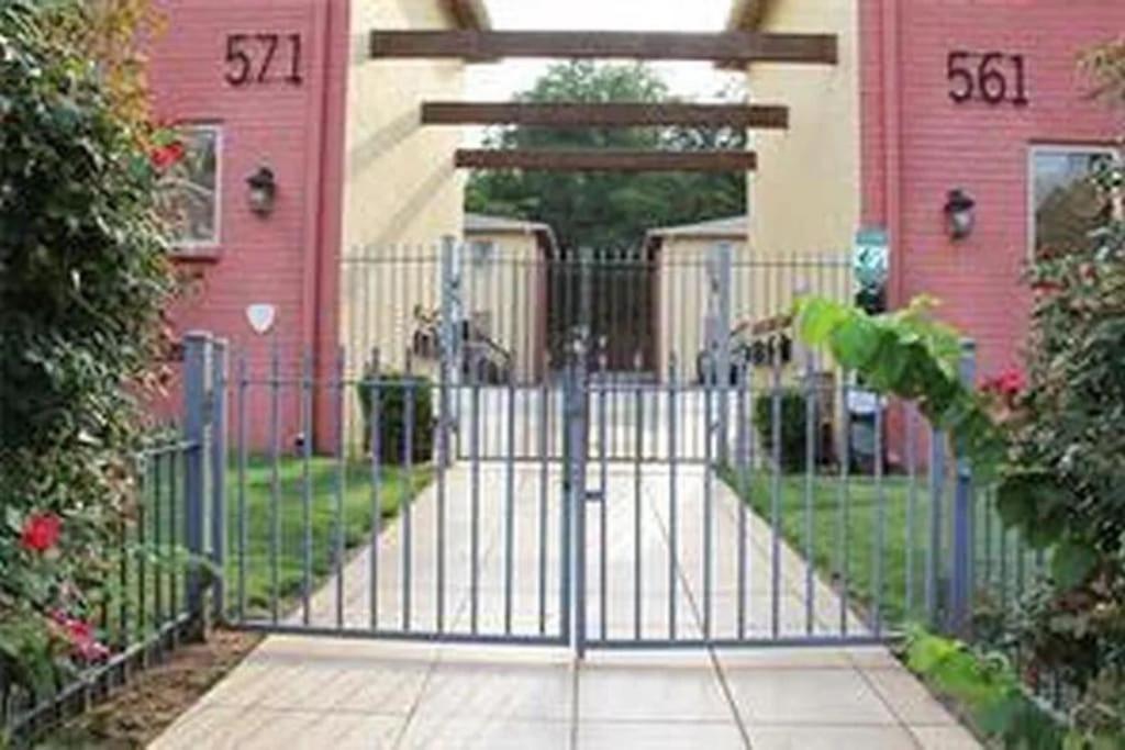 Entire Atlanta Condo Minutes From Downtown Exterior foto